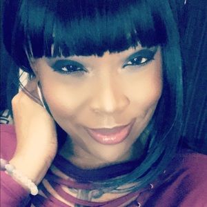 Meet your Posher, Nikki